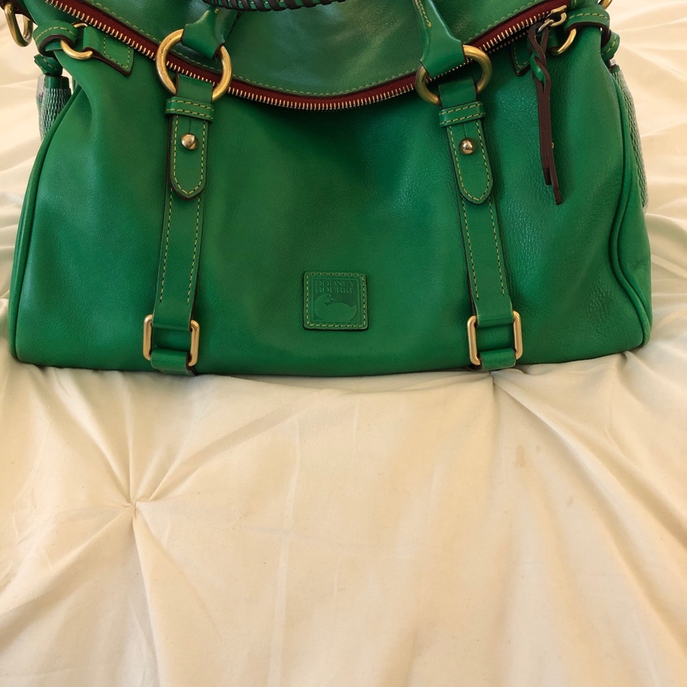 COPY - ISO Dooney & Bourke Florentine Satchel in small or mini ~~ TRADE ONLY~~